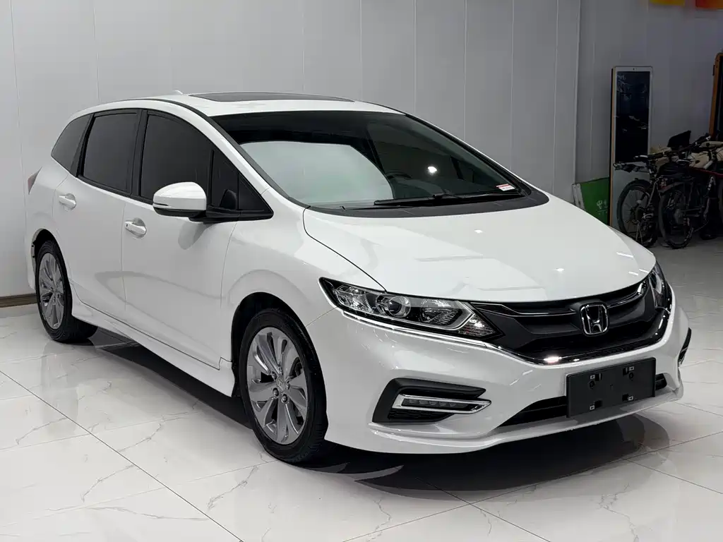 Honda Jade 2017