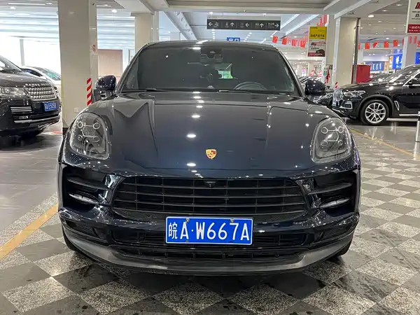 Porsche Macan 2020