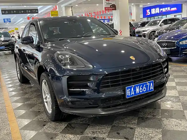 Porsche Macan 2020