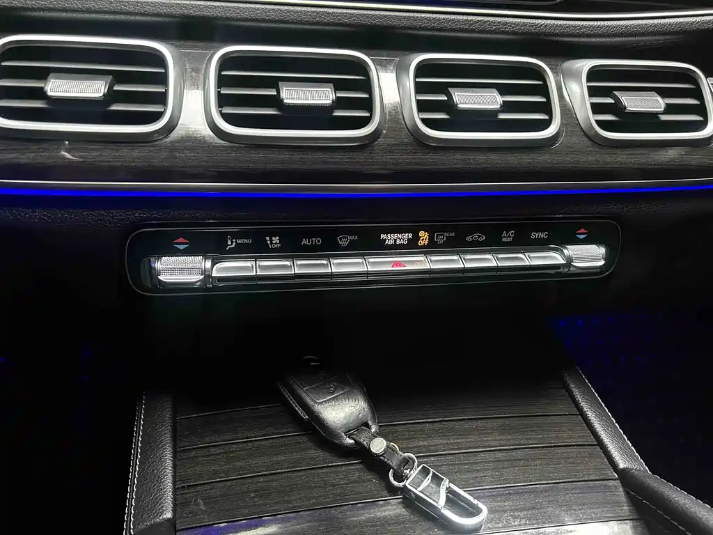 Mercedes-Benz GLE 2020 — фото 14