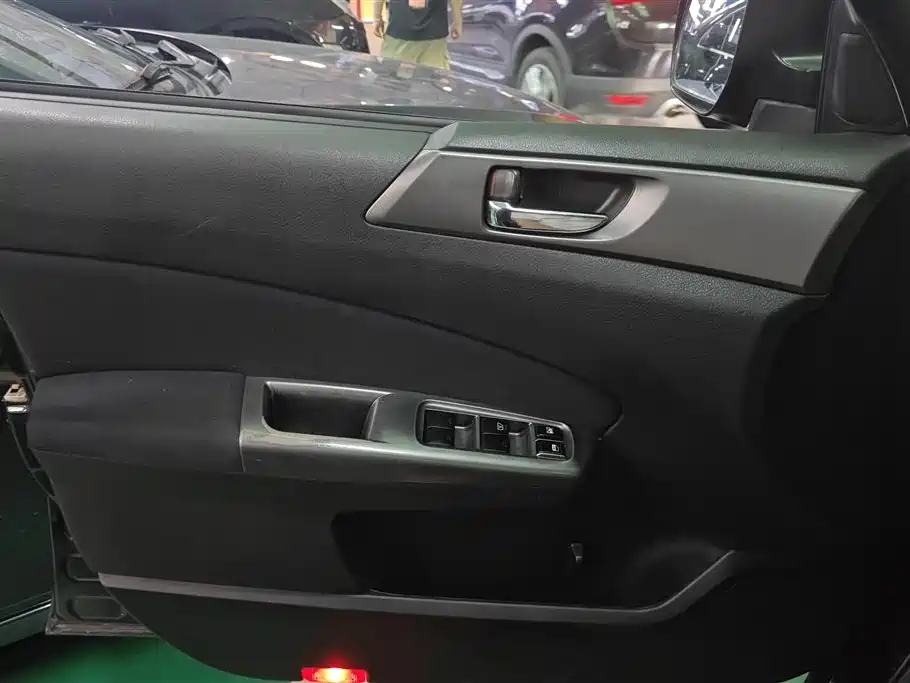 Subaru Forester 2011