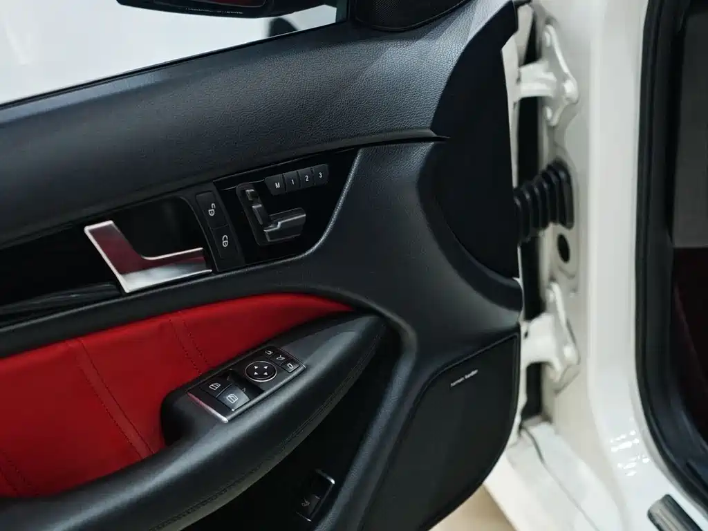 Mercedes-Benz C-Class AMG 2015 — фото 10