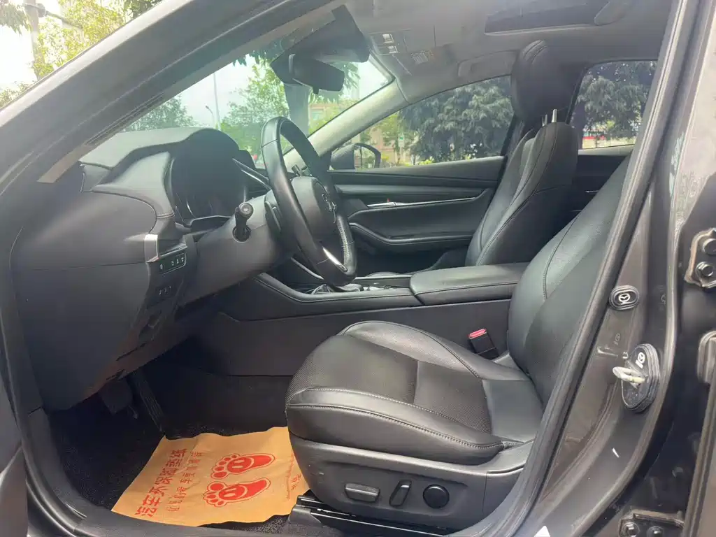 Mazda 3 Angkesela 2022