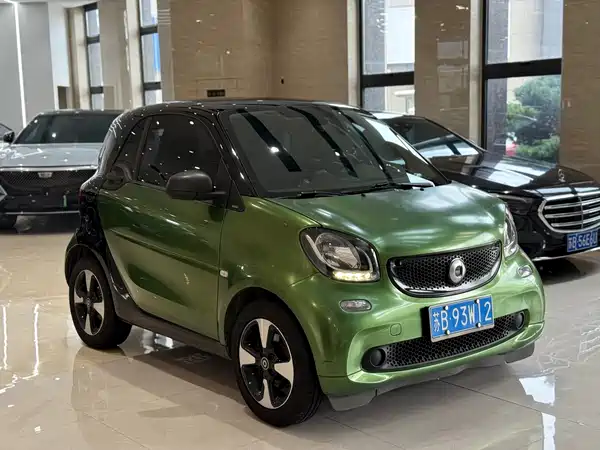 smart fortwo 2018