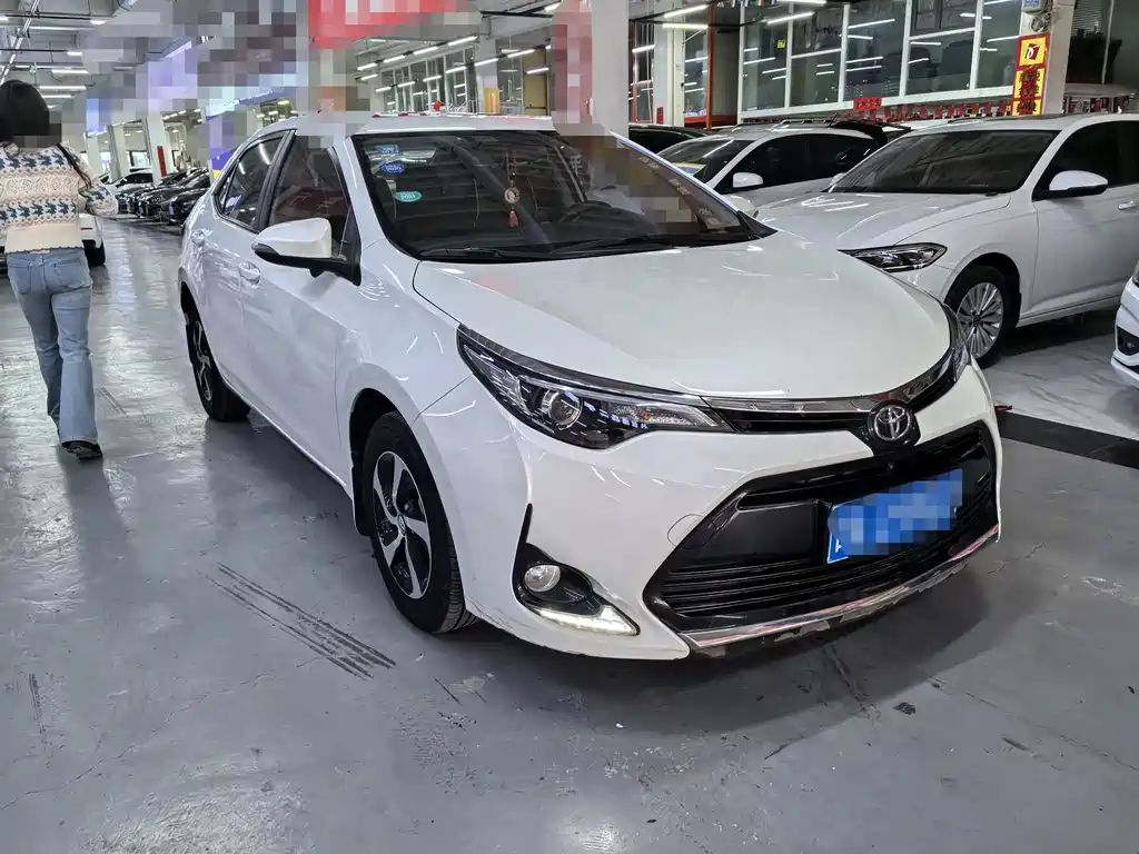 Toyota Levin 2018 — фото 3