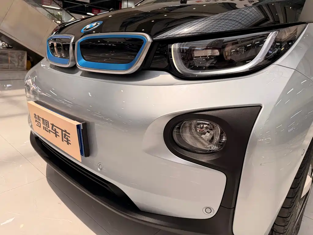 BMW i3 2015 — фото 9