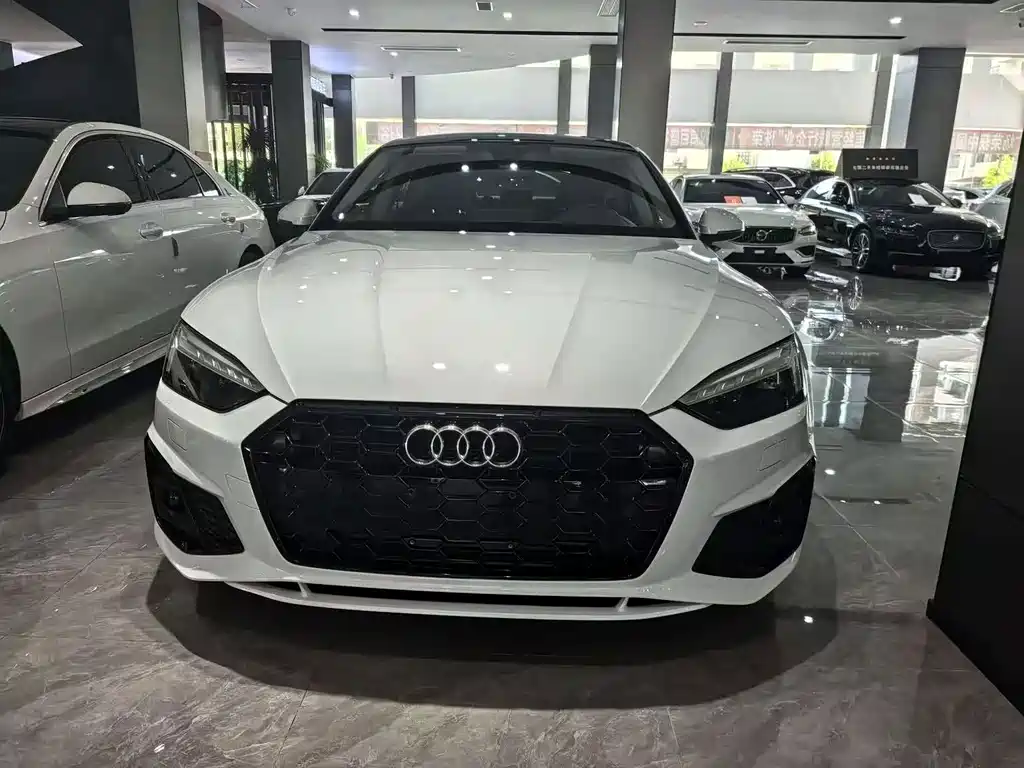 Audi A5 2021 — фото 2