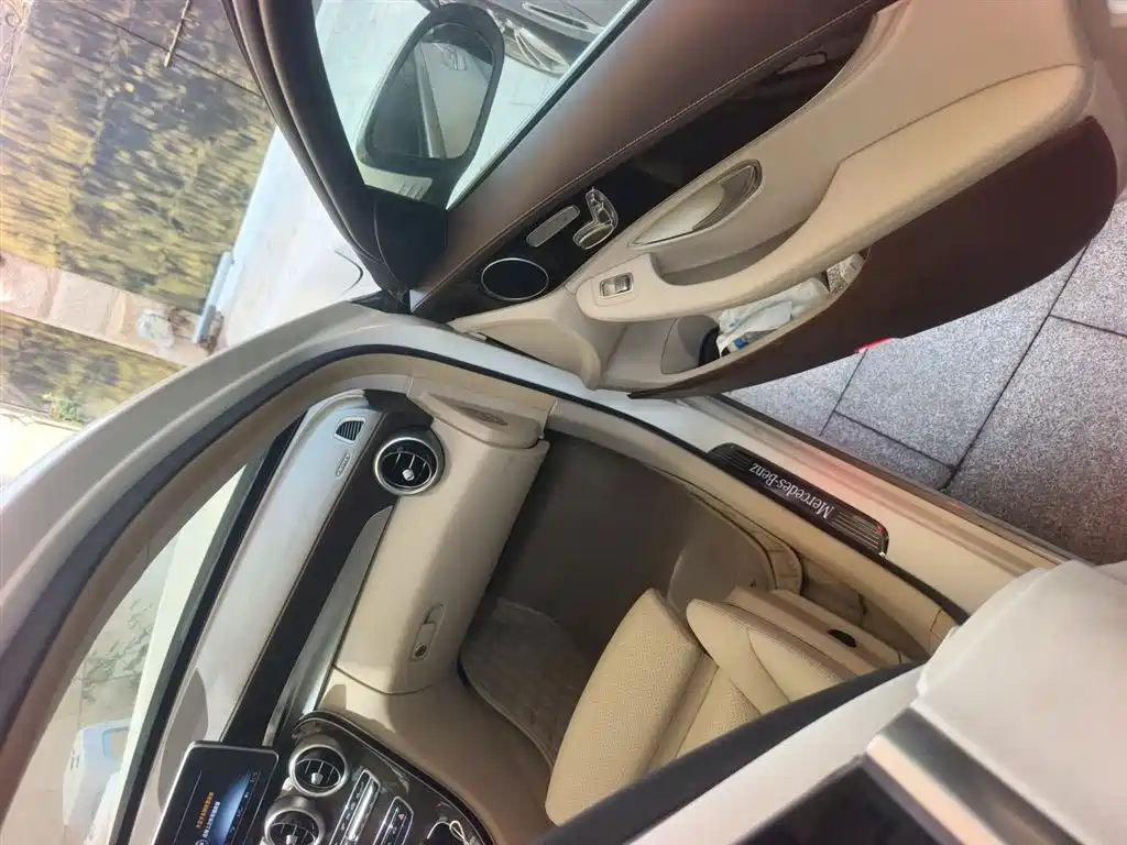 Mercedes-Benz C-Class 2015 — фото 21