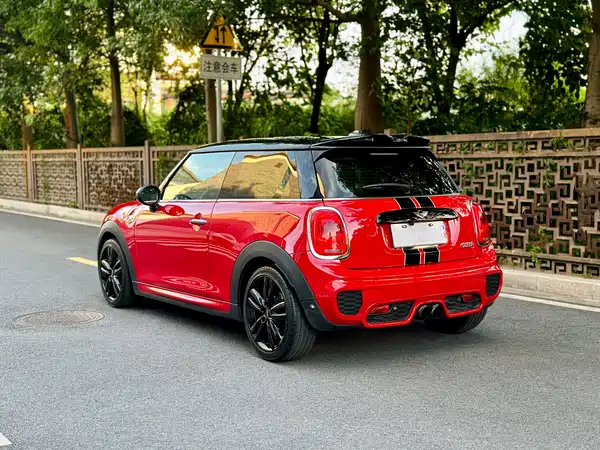 MINI 2016