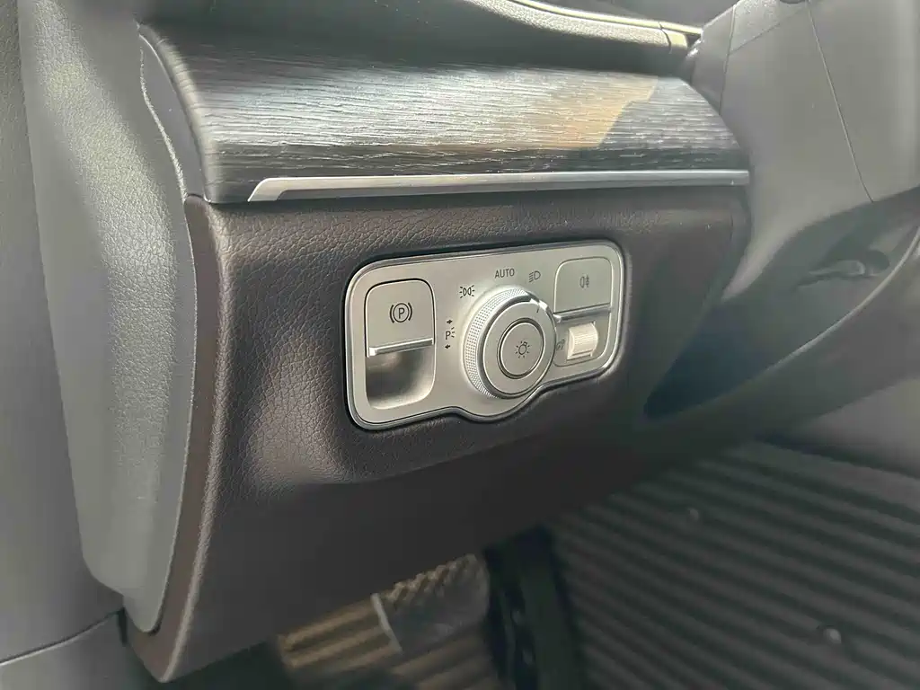 Mercedes-Benz GLE 2020 — фото 11
