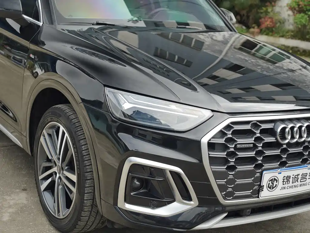 Audi Q5L 2022 — фото 10