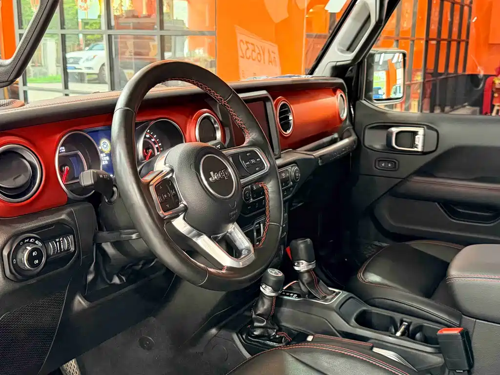 Jeep Wrangler 2024 — фото 11