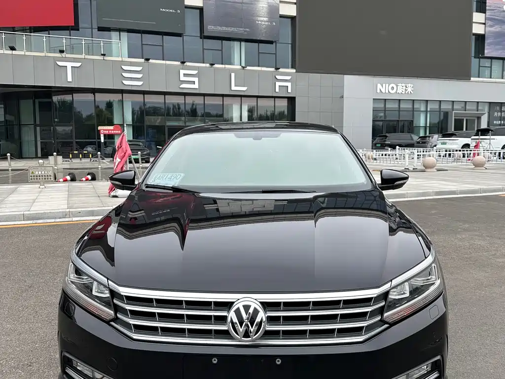 Volkswagen Passat 2017 — фото 2