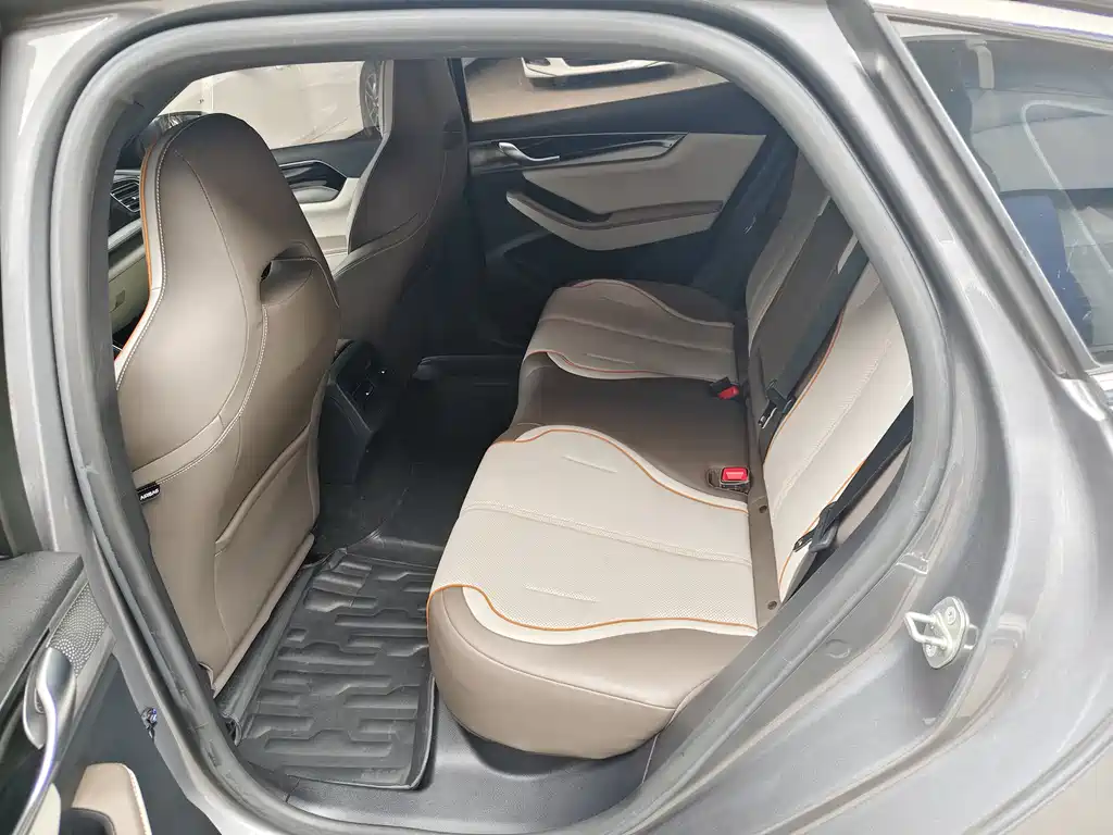 BYD Qin PLUS 2023 — фото 8