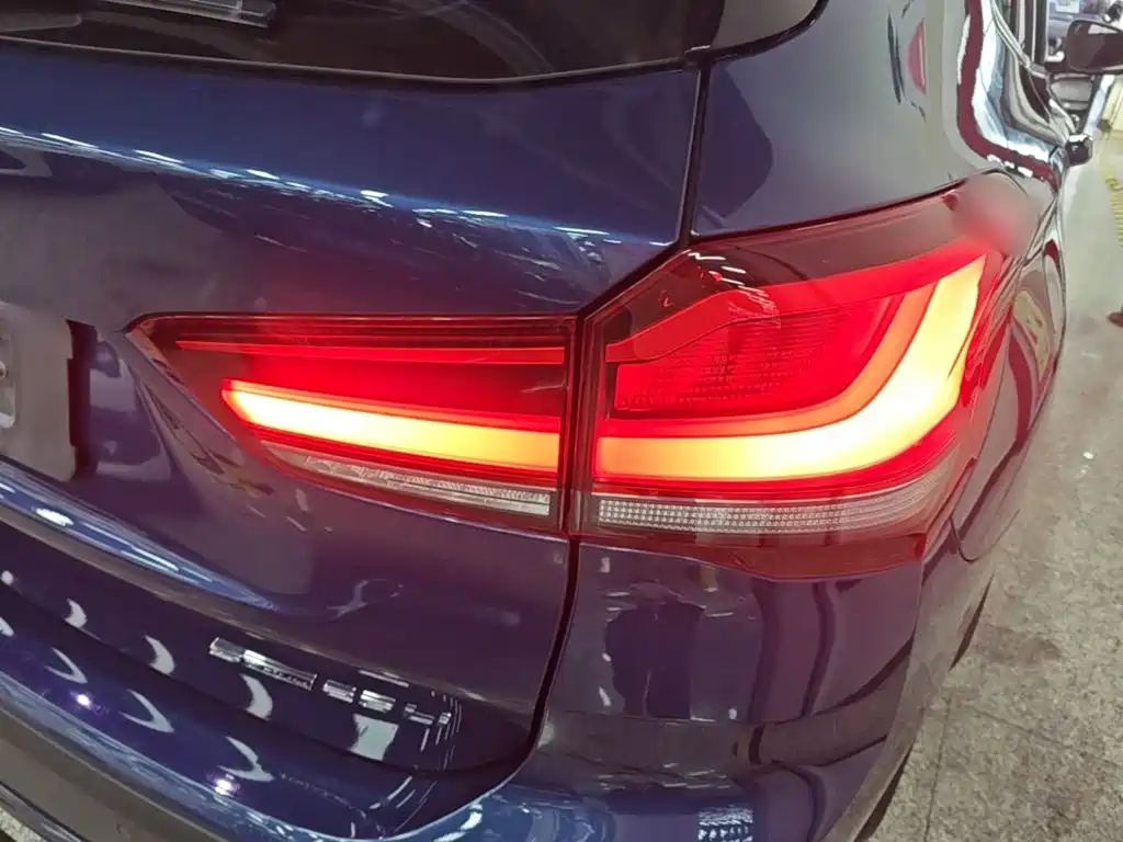 BMW X1 2021 — фото 8