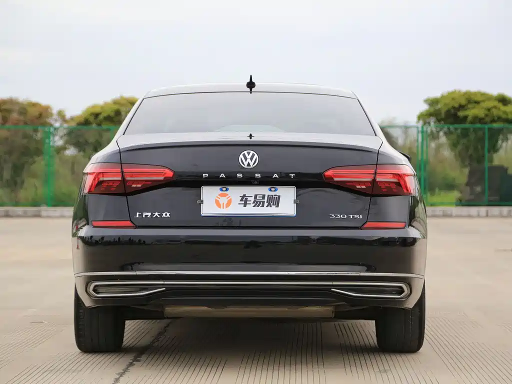 Volkswagen Passat 2019 — фото 19