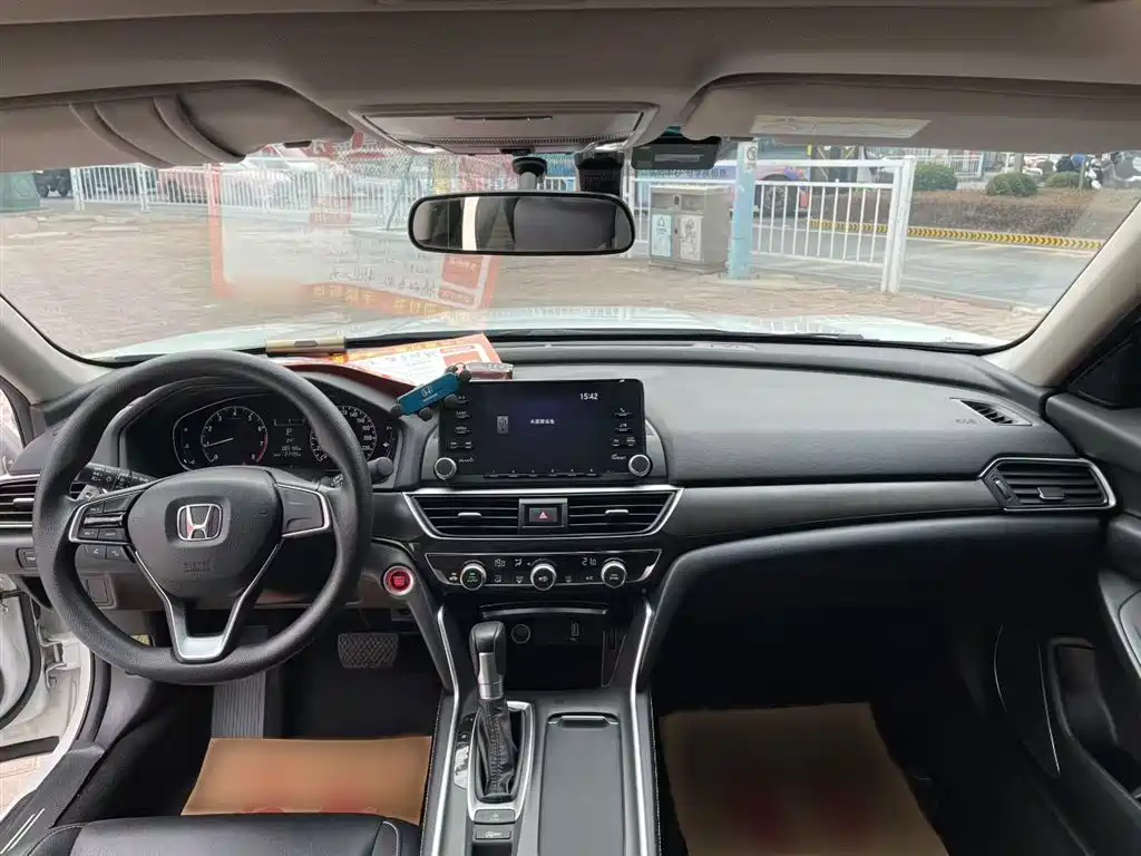 Honda Inspire 2021 — фото 15