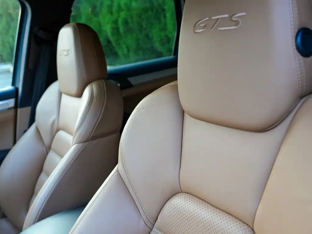 Porsche Cayenne 2017 — фото 15