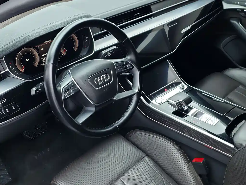 Audi A8 2020 — фото 21