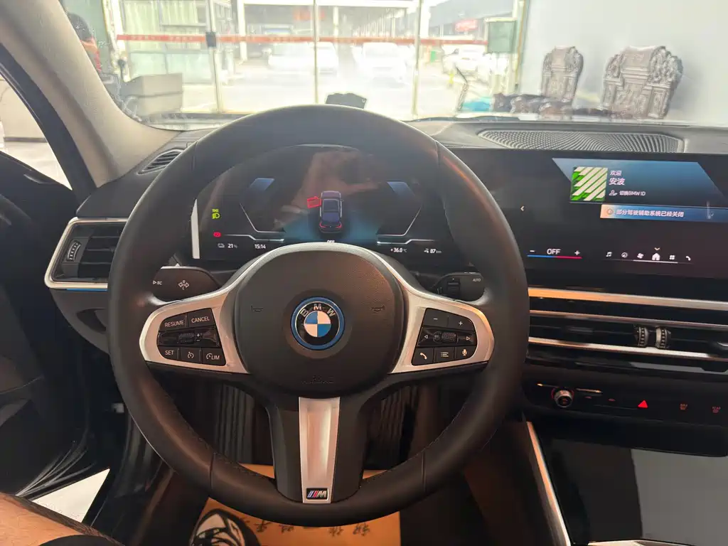 BMW i3 2024 — фото 5