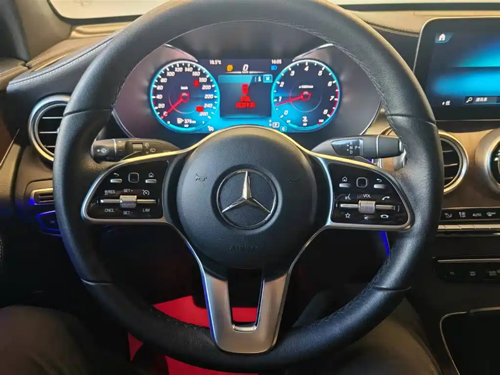Mercedes-Benz GLC 2021 — фото 17
