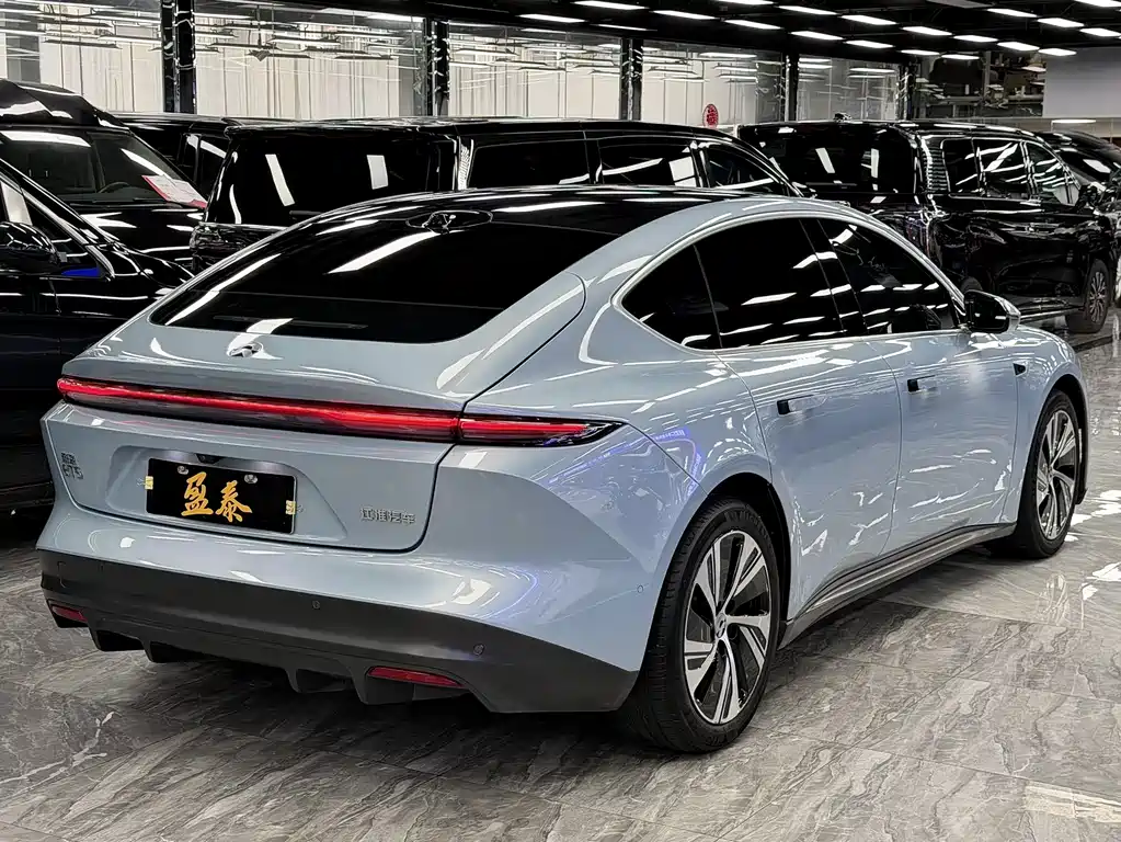 NIO ET5 2023