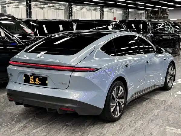 NIO ET5 2023