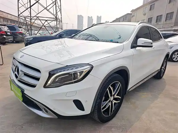 Mercedes-Benz GLA 2016