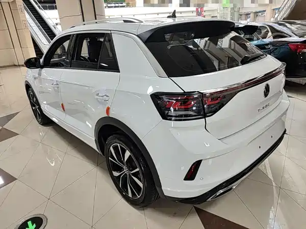 Volkswagen T-Roc 2024