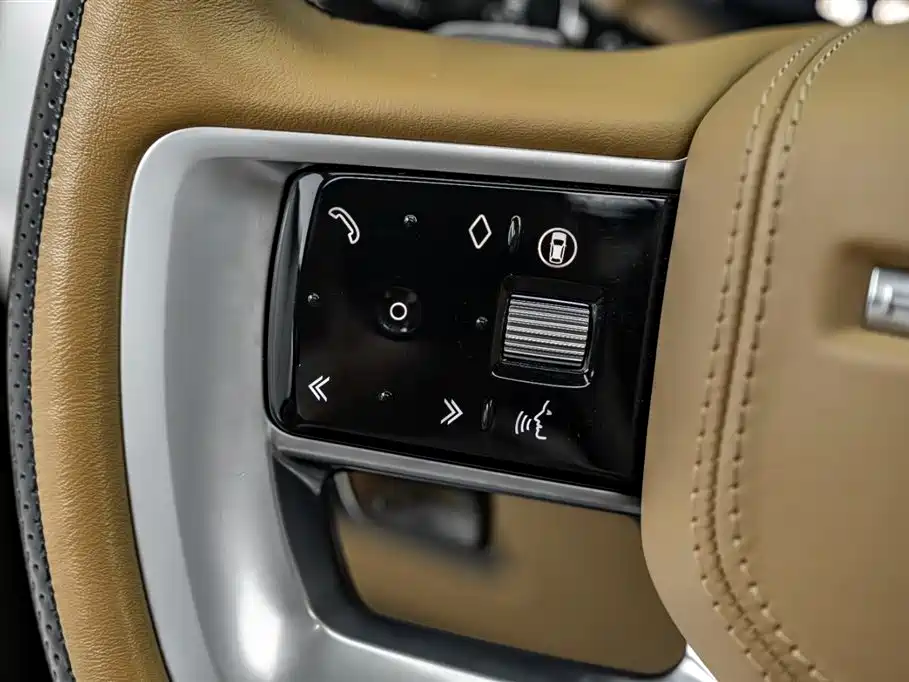 Land Rover Range Rover 2025 — фото 9