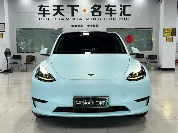 Tesla Model Y 2022