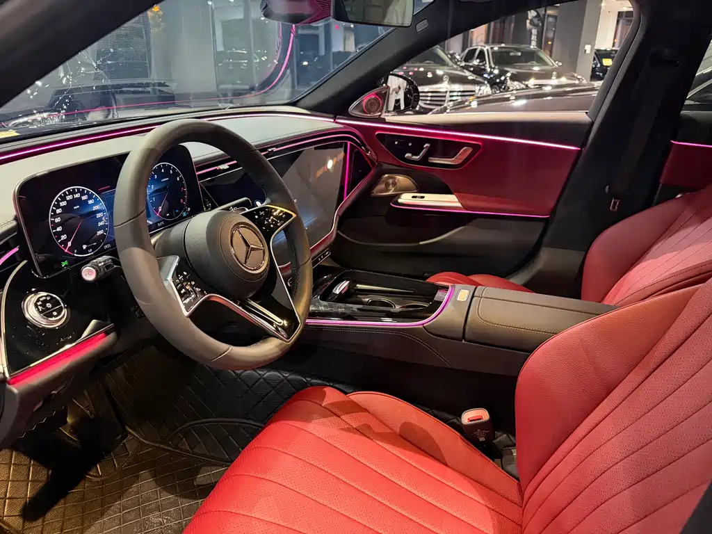 Mercedes-Benz E-Class 2024