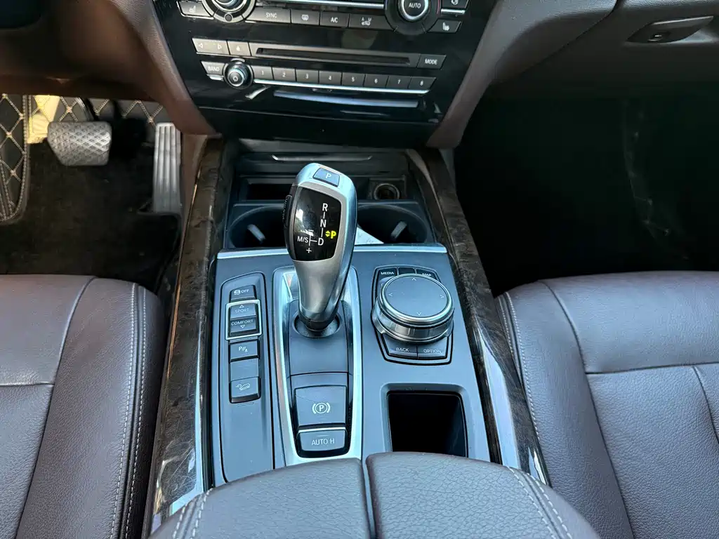 BMW X5 2019 — фото 15