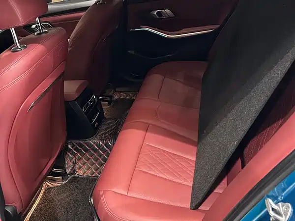 BMW 3 Series 2023