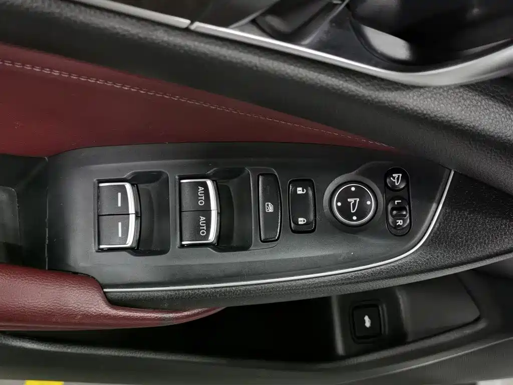 Honda Inspire 2023 — фото 9