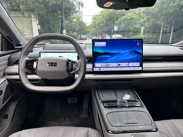 Geely Galaxy Starshine 8 2025