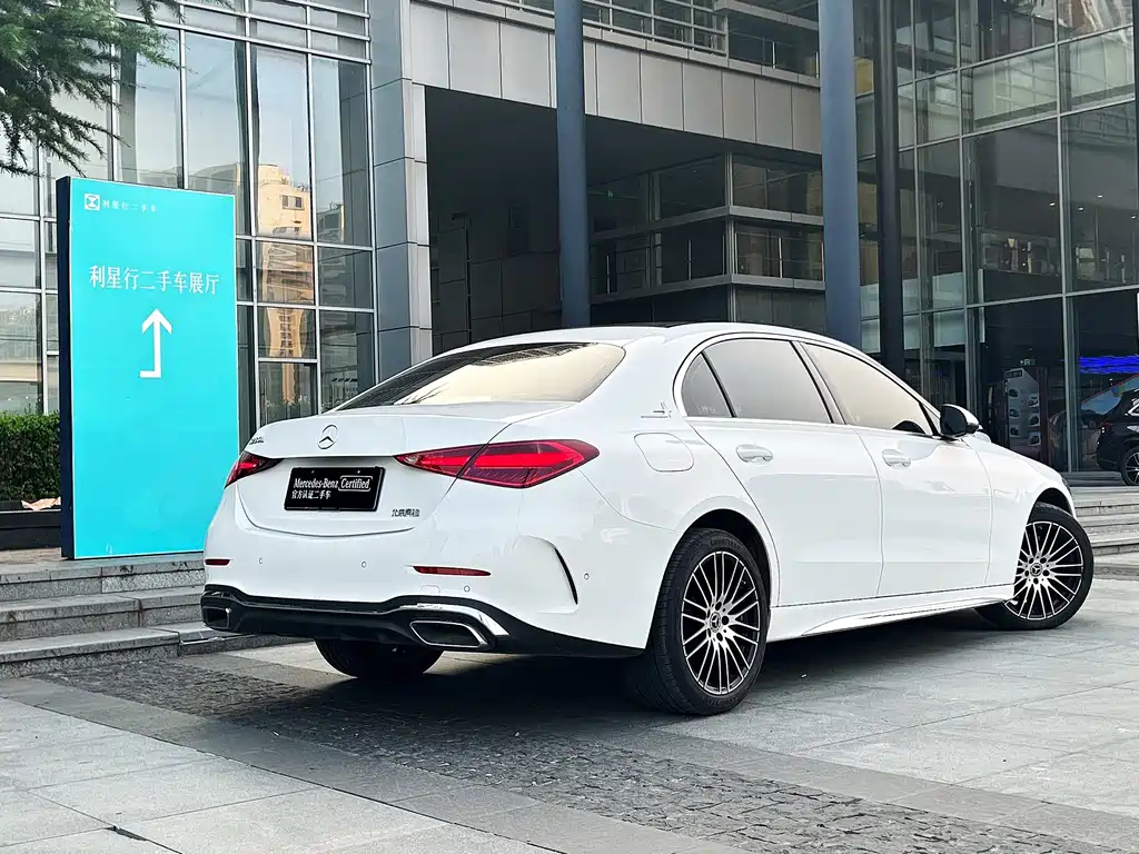 Mercedes-Benz C-Class 2025 — фото 2