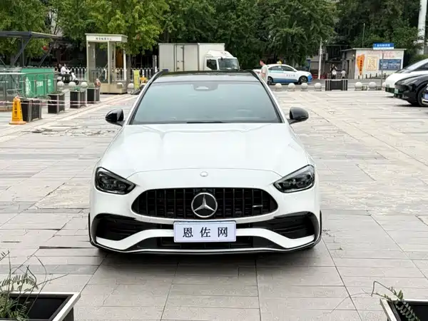 Mercedes-Benz C-Class AMG 2025