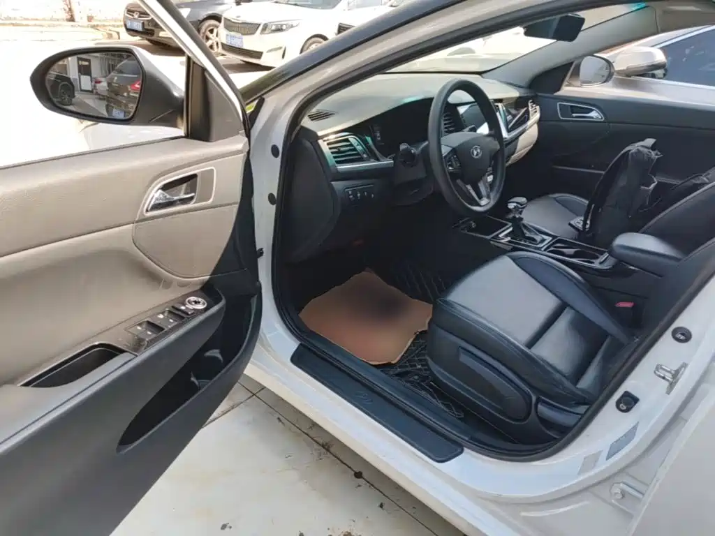 Hyundai Mistra 2017 — фото 16