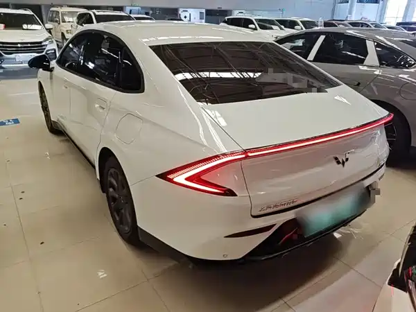 Wuling Starlight 2025