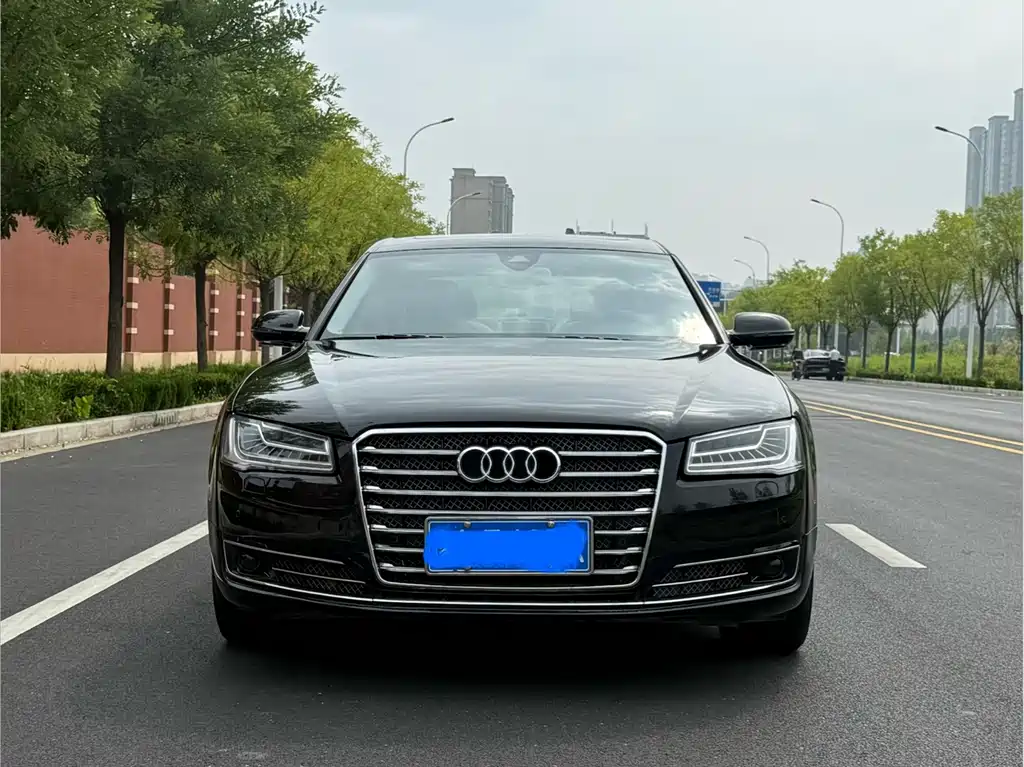 Audi A8 2014