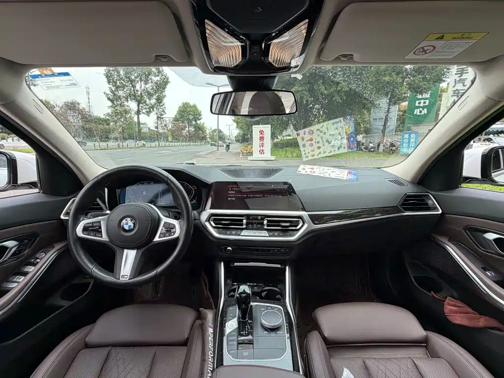 BMW 3 Series 2022 — фото 13