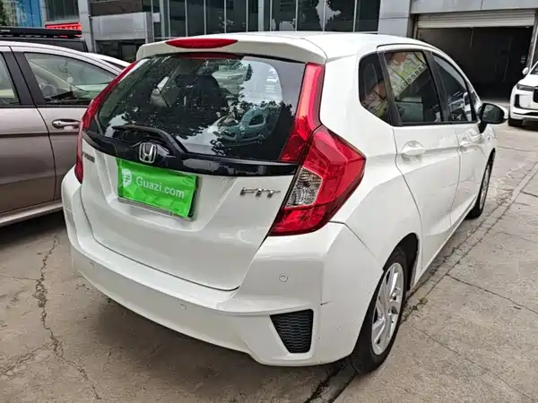 Honda Fit 2016