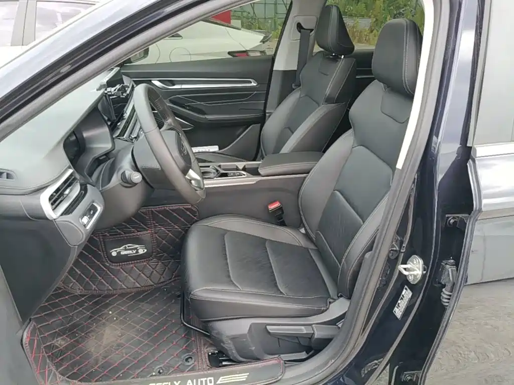 Geely Emgrand 2023 — фото 15
