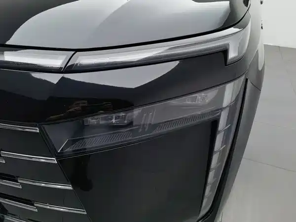GAC Trumpchi E8 PHEV 2024