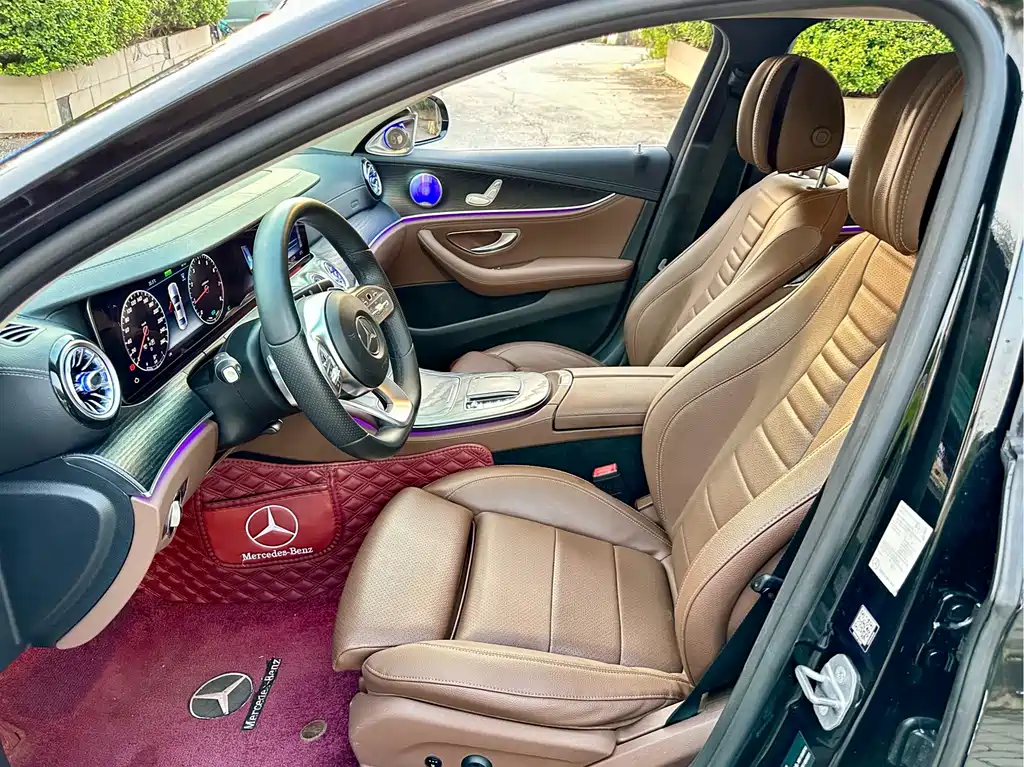 Mercedes-Benz E-Class 2019 — фото 10