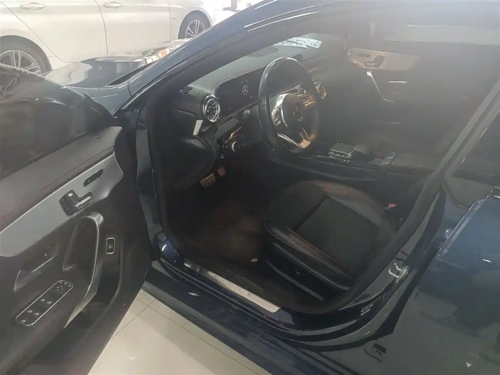 Mercedes-Benz CLA 2021 — фото 16
