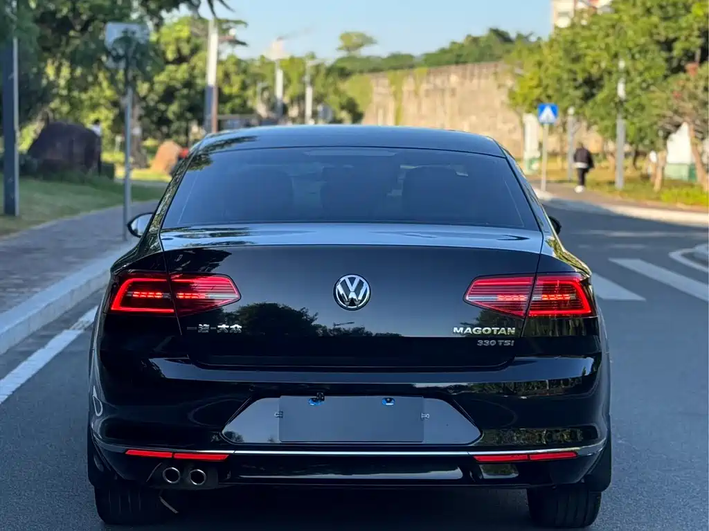 Volkswagen Magotan 2018 — фото 12