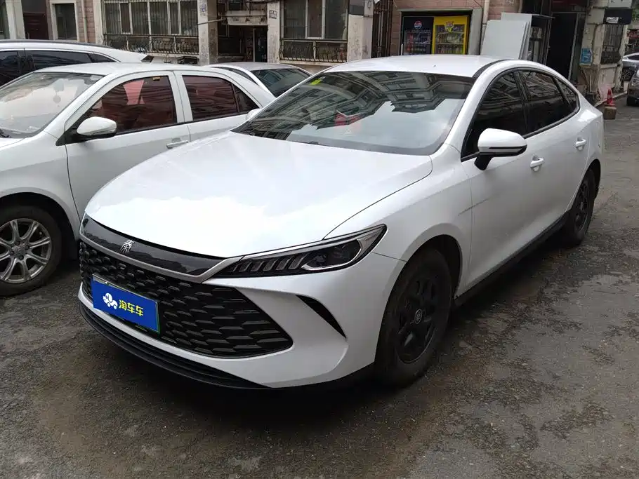 BYD Qin PLUS 2025 — фото 1