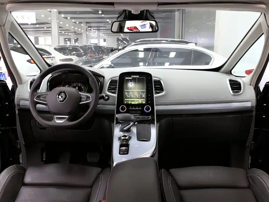 Renault Espace 2018 — фото 10